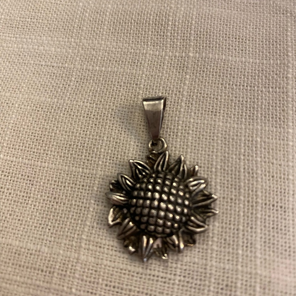 Sterling Silver Sunflower Pendant Signed 925